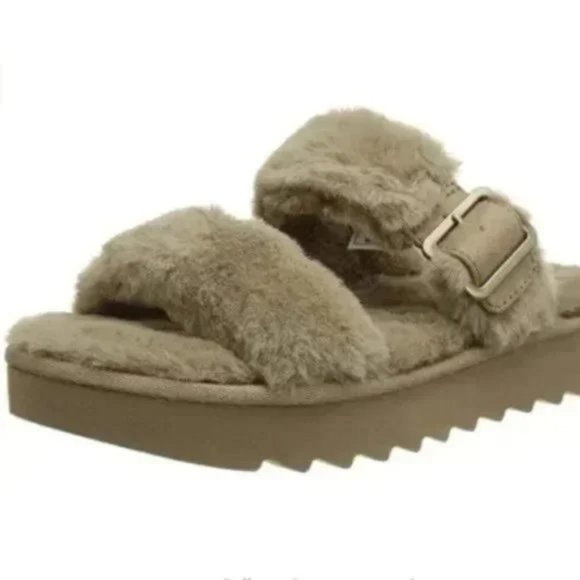 UGG Women's Faux Furr-ah Imported Flat Sandal - Picture 5 of 8